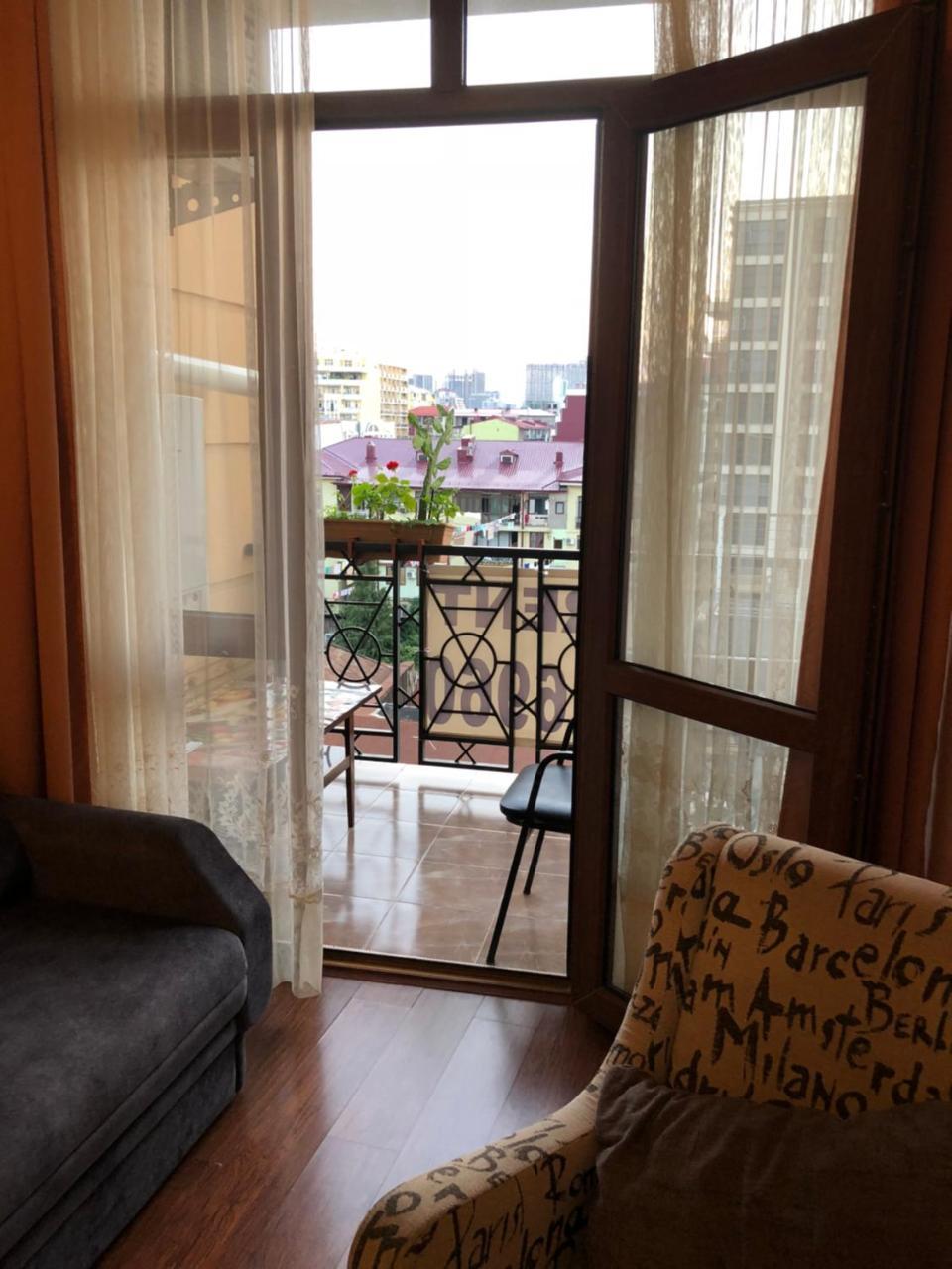 Apartment Gio Батуми Екстериор снимка