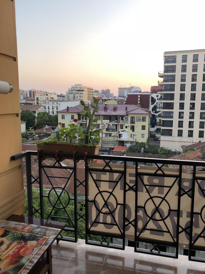 Apartment Gio Батуми Екстериор снимка