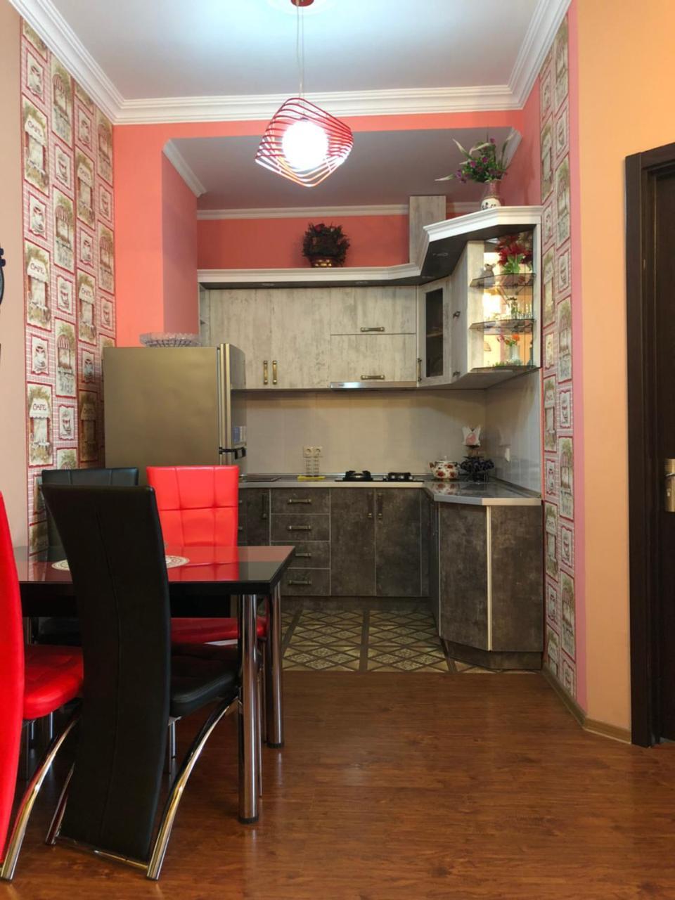 Apartment Gio Батуми Екстериор снимка