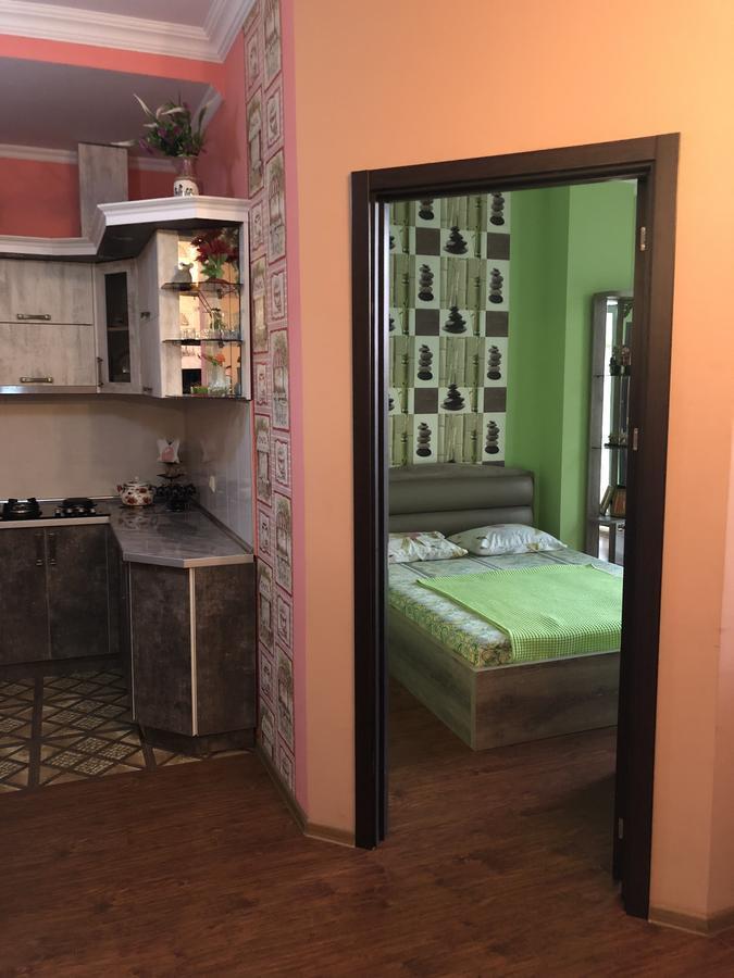 Apartment Gio Батуми Екстериор снимка